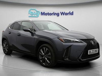 Lexus UX