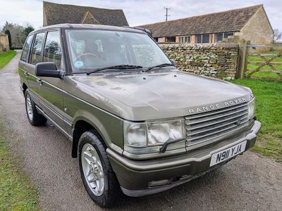 Begagnad Land Rover Range Rover SE 1995 Grön SUV