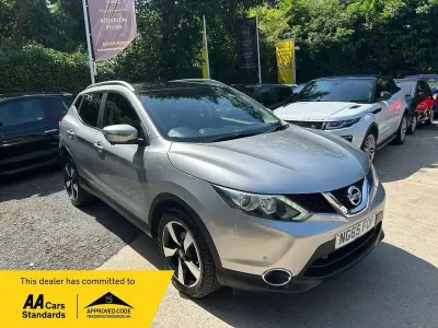 Used Nissan Qashqai N-TEC 110 HP (80 kW) 2016 Silver SUV