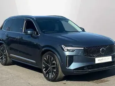 Used Volvo XC90 Ultra 247 HP (181 kW) 2025 Blue SUV