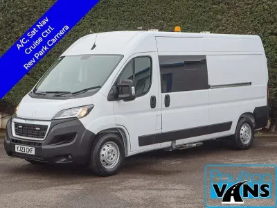 Używany Peugeot Boxer 140 KM (102 kW) 2023 Biały Van