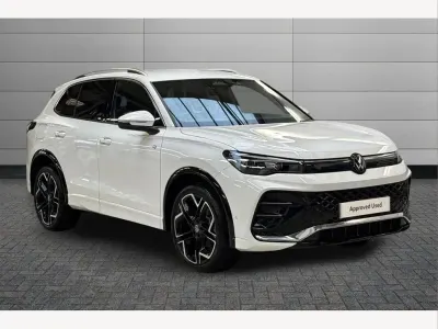 Używany VW Tiguan R-line 150 KM (110 kW) 2026 Biały SUV