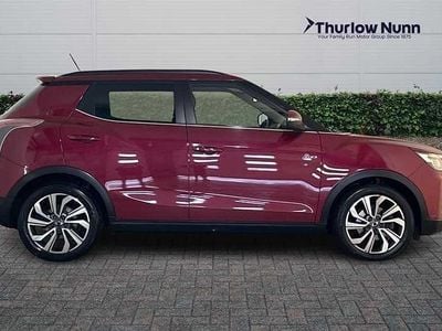 Begagnad Ssangyong (KGM) Tivoli 163 HK (119 kW) 2023 Röd SUV