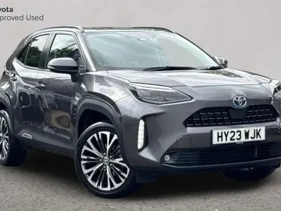 Used Toyota Yaris Cross 116 HP (85 kW) 2023 Grey SUV
