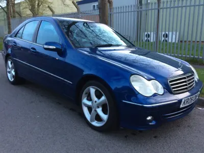 Used Mercedes C320 Avantgarde 2006 Blue Sedan