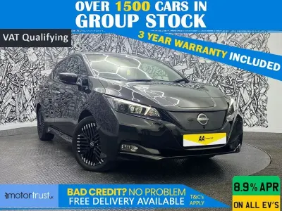 Begagnad Nissan Leaf N-Connecta 110 kW (150 HK) 2023 Svart Halvkombi