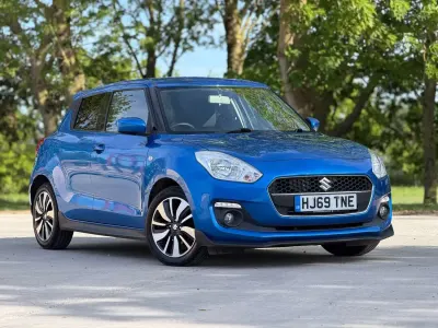 Używany Suzuki Swift 90 KM (66 kW) 2019 Niebieski Hatchback