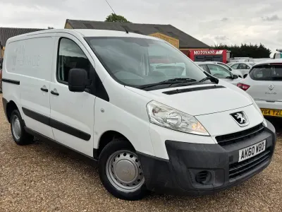 Begagnad Peugeot Expert 2010 Vit Van