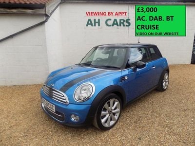 Usado Mini Cooper Chili 122 HP (89 kW) 2011 Azul Citadino