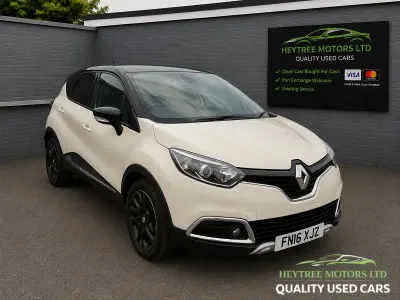 Used Renault Captur Signature 90 HP (66 kW) 2016 Cream/black SUV