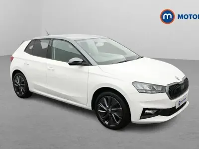 Used Skoda Fabia Colour Edition 80 HP (58 kW) 2023 White Hatchback