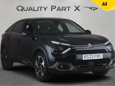 Second-hand Citroën C4 PureTech 2023 Negru SUV