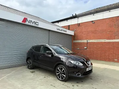 Used Nissan Qashqai Tekna 115 HP (84 kW) 2017 Black SUV