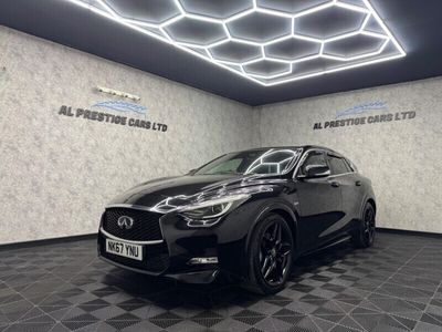 Infiniti Q30