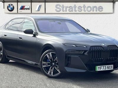 BMW i7