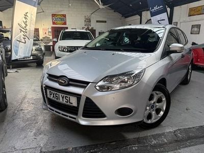 Used Ford Focus Studio 125 HP (91 kW) 2011 Silver Hatchback