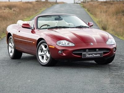 used Jaguar XK8 4.0 2dr Auto