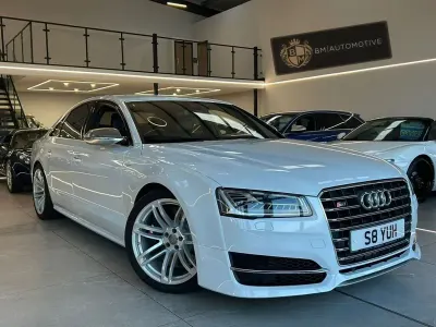 Used Audi S8 Advanced 520 HP (382 kW) 2016 White Sedan