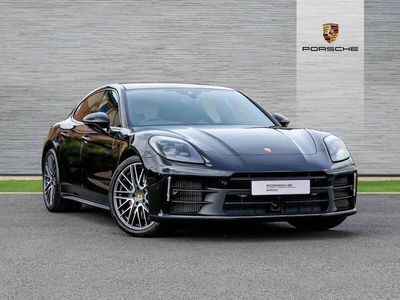 Porsche Panamera 4