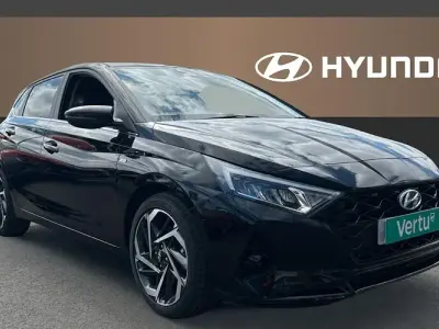 Używany Hyundai i20 Premium 101 KM (74 kW) 2023 Czarny Hatchback