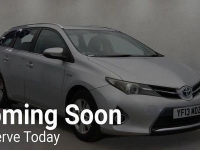 Used Toyota Auris 136 HP (100 kW) 2013 Silver Estate