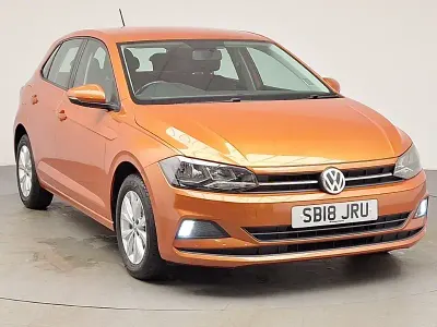 Used VW Polo SE 65 HP (47 kW) 2018 Orange Hatchback