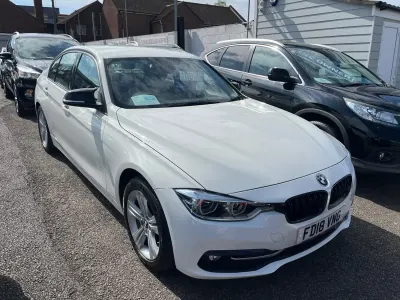 Begagnad BMW 320 Sport Line 2018 Vit Sedan