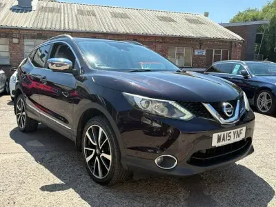 Used Nissan Qashqai Tekna 130 HP (95 kW) 2015 Black SUV