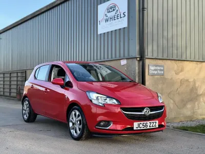 Used Vauxhall Corsa SRi 100 HP (73 kW) 2017 Red Hatchback
