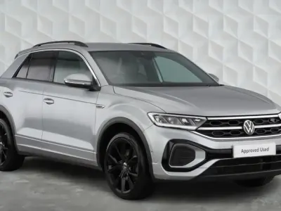 Usado VW T-Roc R-line 150 HP (110 kW) 2022 Prateado SUV