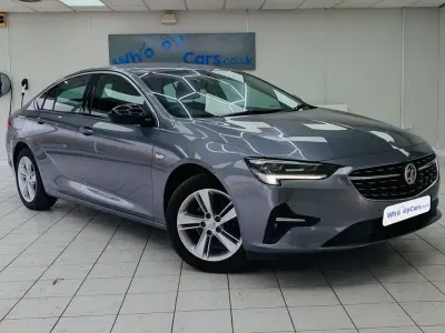 Used Vauxhall Insignia SRi 122 HP (89 kW) 2021 Grey Hatchback