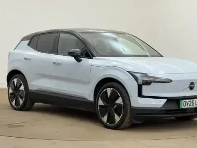 Usado Volvo EX30 Performance 310 kW (422 CV) 2025 SUV