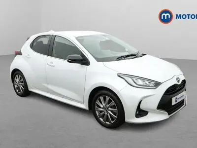 Used Mazda 2 116 HP (85 kW) 2023 White Hatchback