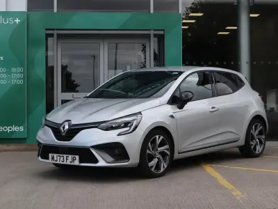 Used Renault Clio RS Line 90 HP (66 kW) 2023 Silver Hatchback