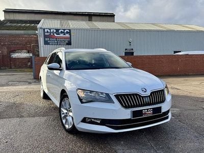 White Used 2015 Skoda Superb Business Line Estate | £8,600 (Fair price)
