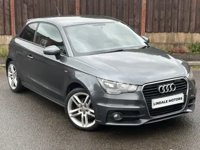 Używany Audi A1 S-Line 2011 Szary Hatchback