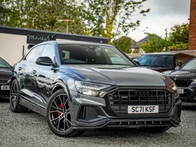 Begagnad Audi Q8
