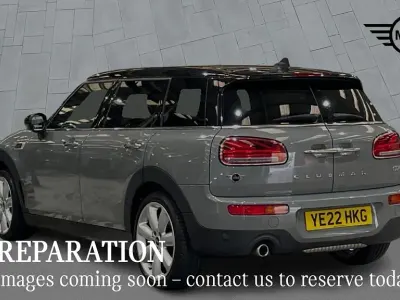 Usado Mini Cooper Clubman Exclusive 134 CV (98 kW) 2022 Gris Familiar