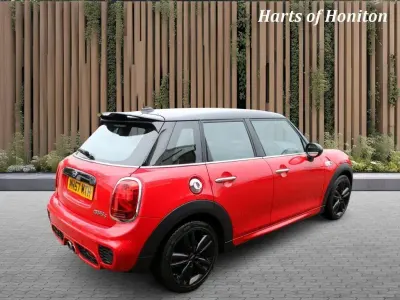 Usado Mini Cooper S Hatch 2019 Rojo Utilitario