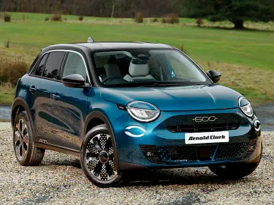 Novo Fiat 600 La Prima 100 HP (73 kW) 2026 Verde SUV