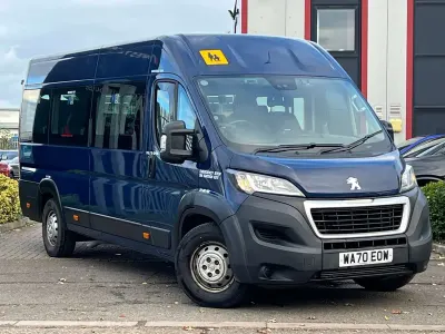 Used Peugeot Boxer 130 HP (95 kW) 2020 Blue Van
