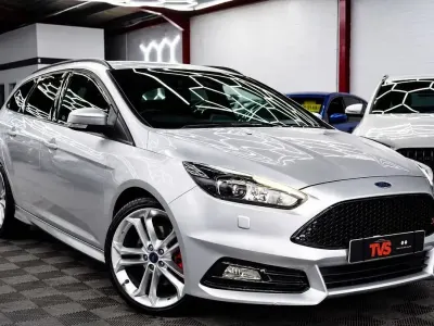 Used Ford Focus ST 250 HP (183 kW) 2016 Silver Estate
