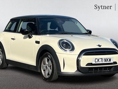 Begagnad Mini Cooper Classic 134 HK (98 kW) 2021 Vit Halvkombi