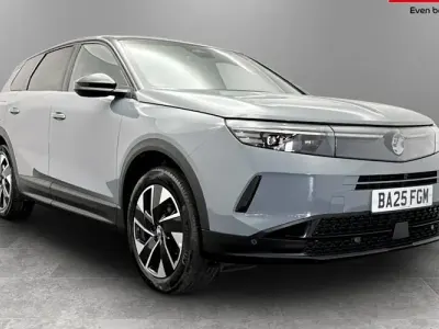 Used Vauxhall Grandland X 145 HP (106 kW) 2025 Grey SUV