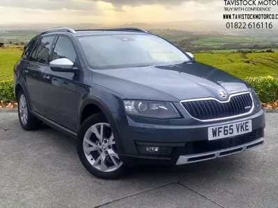 Used Skoda Octavia Scout 4x4 150 HP (110 kW) 2015 Grey Estate
