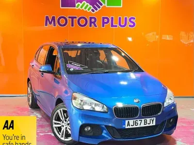 Begagnad BMW 225 M Sport 224 HK (164 kW) 2018 Blå Minibuss