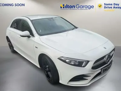 Usado Mercedes A250 AMG line 2021 Branco Citadino