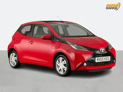 Used Toyota Aygo x-press 2015 Red Hatchback