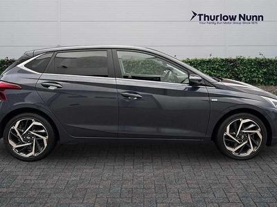 Used Hyundai i20 Premium 100 HP (73 kW) 2022 Grey Hatchback