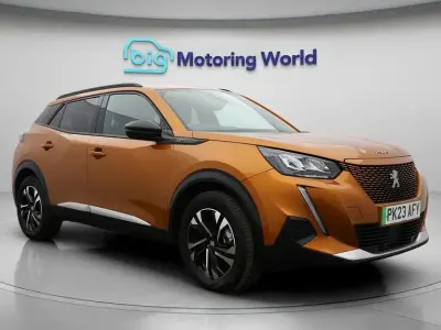 Used Peugeot e-2008 Allure+ 100 kW (136 HP) 2023 Orange SUV